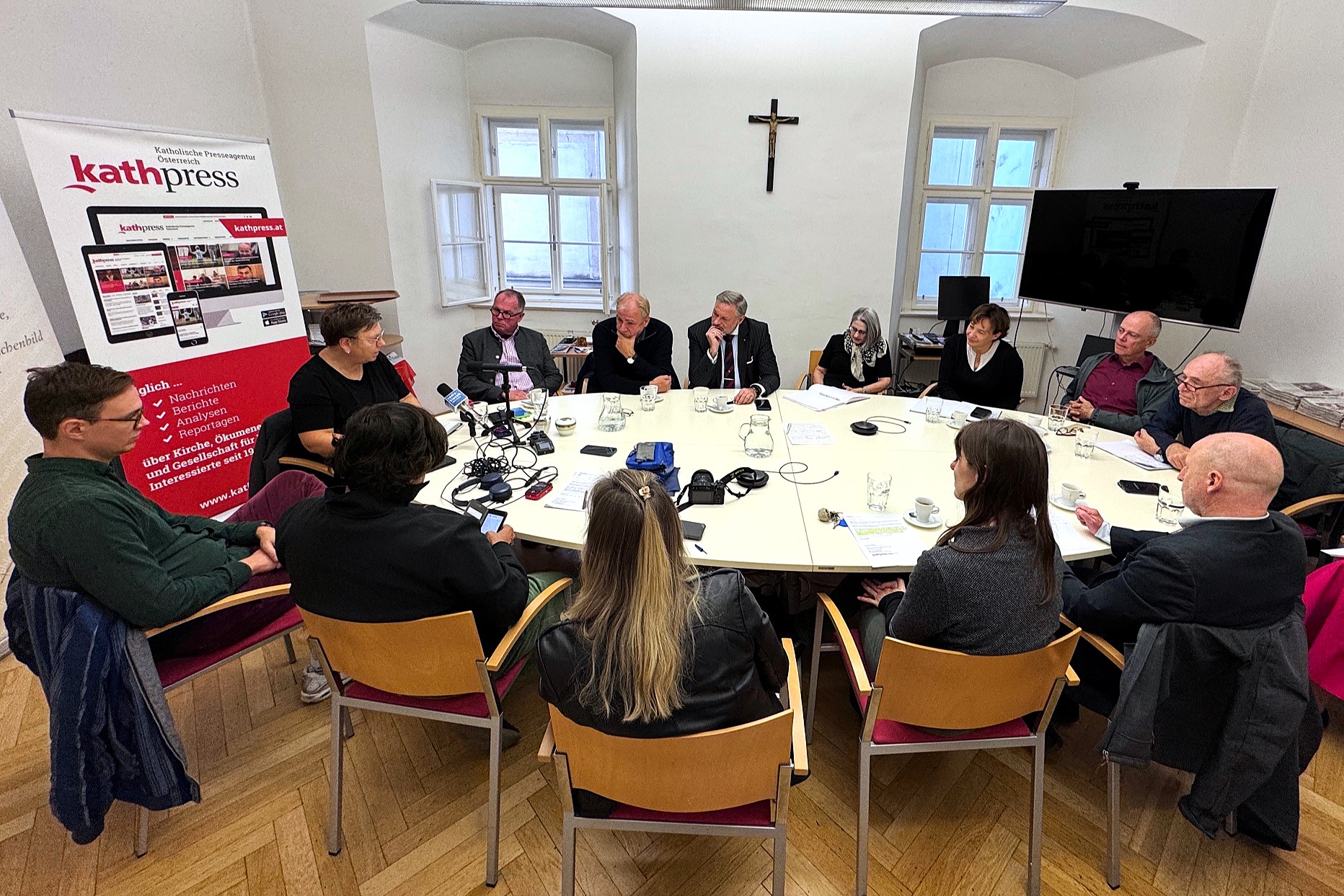 'Volles Haus' in der Kathpress beim Pressegespräch mit Prof. Hille Haker
